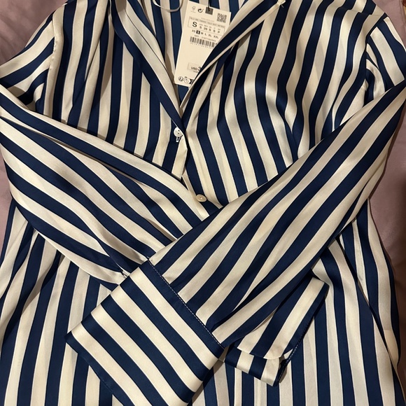 Zara Satin Striped Shirt - Picture 2 of 2